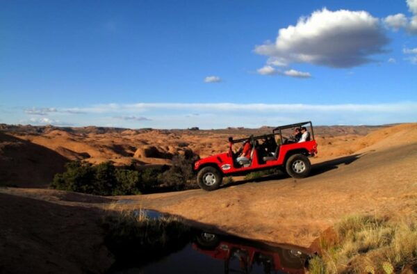 Moab: Hells Revenge Hummer Adventure - Pickup and Dropoff Options