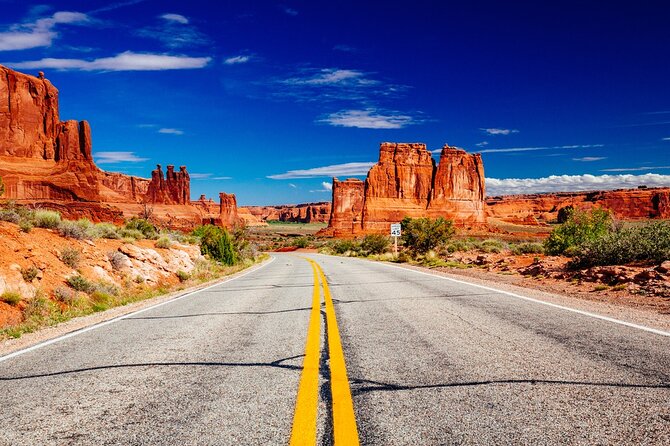 Moab Highlights With Arches, Canyonlands, Dead Horse Point - Maximize Sightseeing in a Day