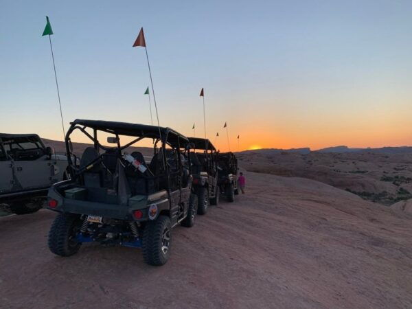 Moab: Self-Drive 2.5-Hour Hells Revenge 4x4 Guided Tour - Skill Level and Age Requirements