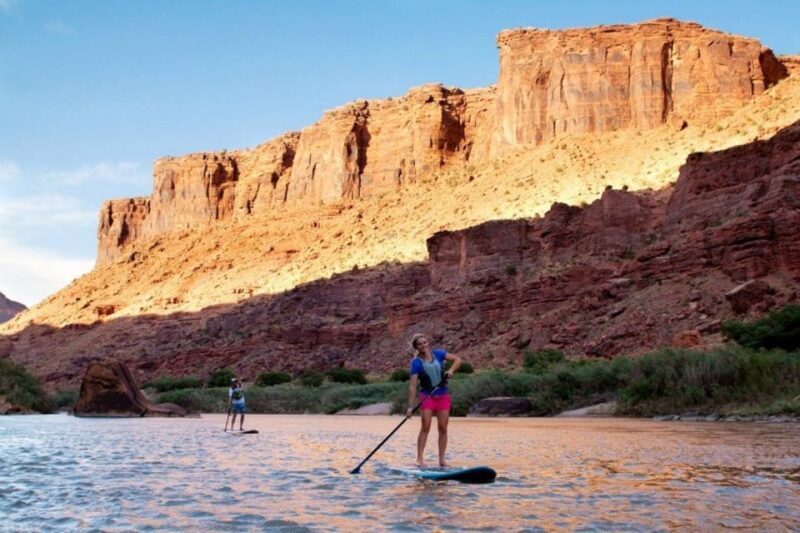 Moab: Stand-Up Paddleboard with small rapids on Colorado - Moab: Stand-Up Paddleboard with Small Rapids on Colorado