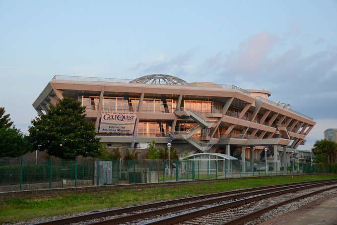 Mobile Area Multi-Attraction Pass - Selecting Date and Travelers