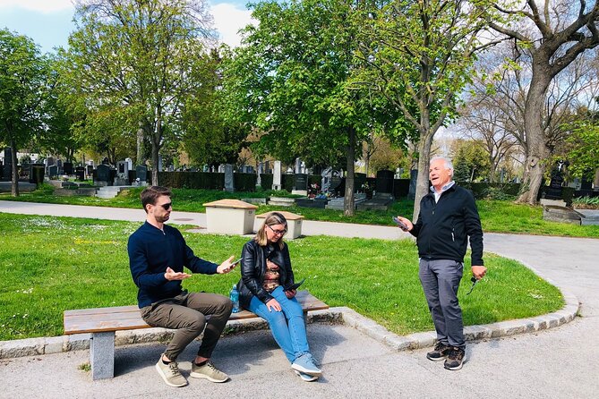 Mobile Puzzle Rally Tour at the Vienna Central Cemetery - Reviews and Ratings