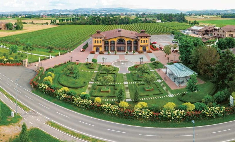 MODENA: BALSAMIC VINEGAR TOUR AND TASTING - The Experience Itself: What to Expect