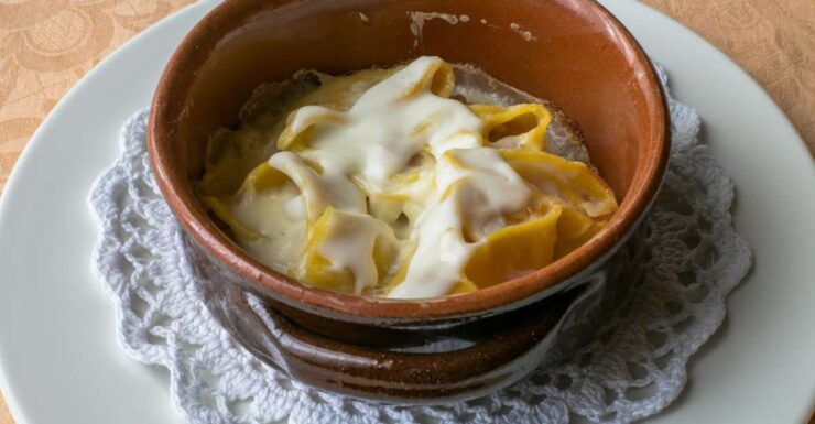 Modena: Private 4-Course Meal and Demo at a Local's Home - Experience Highlights