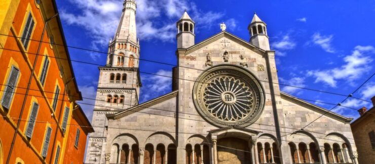 Modena: Private Walking Tour With a Guide - Good To Know