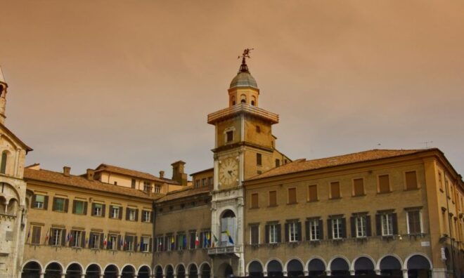 Modena: Private Walking Tour With a Guide - Itinerary