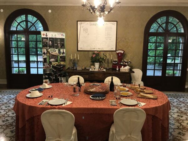 Modena: Traditional Balsamic Vinegar of Modena D.O.P. Lunch - Common Questions