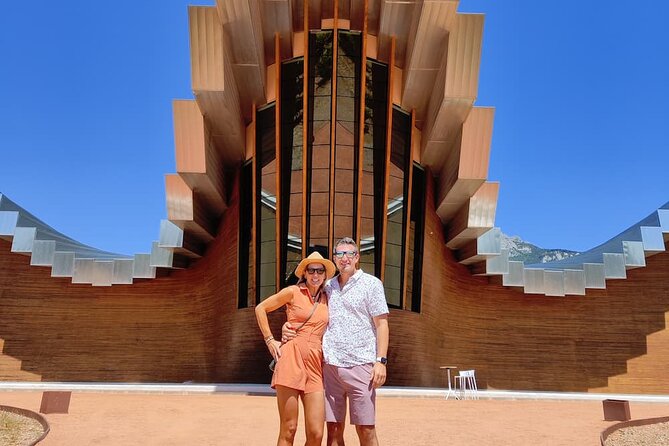 Modern Architecture Wine Tour With Lunch - Gourmet Lunch