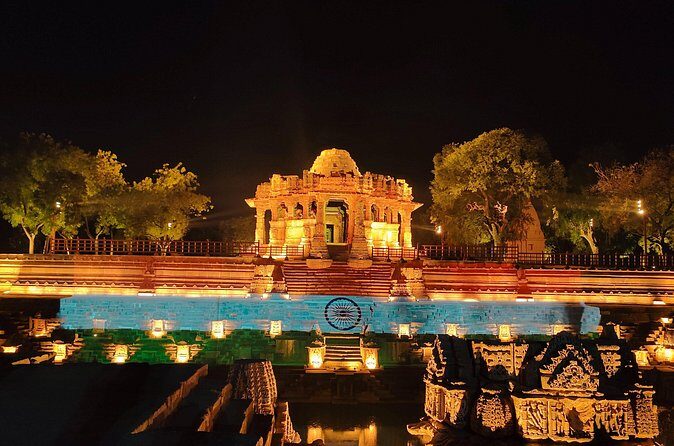 Modhera Sun Temple and Rani ki Vav Private Car Tour Experience - Who Should Consider This Tour?