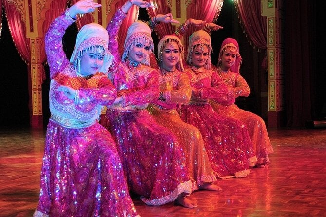 Mohabbat the Taj - A Creative Dance and Light Show - Important Considerations