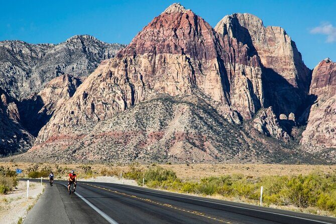 Mojave Desert, Red Rock Sign, Seven Magic Mts - Good To Know