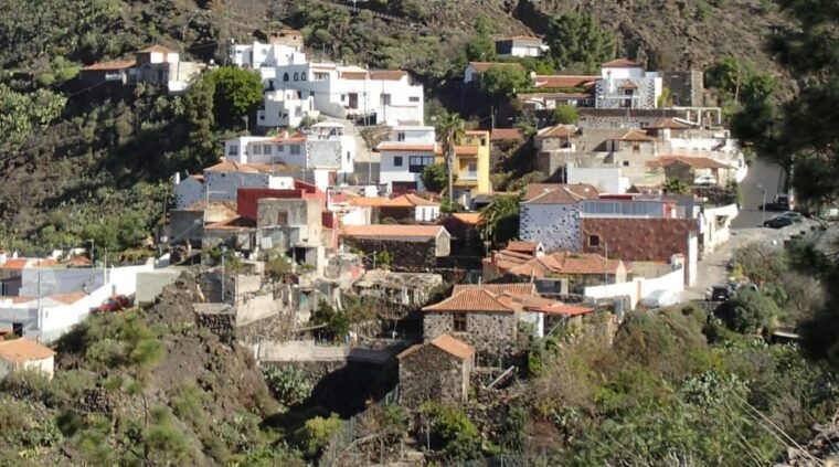 Mojo Workshop Cooking Class in Ancient Canarian Village - Canarian Culinary Traditions