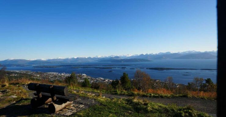 Molde - Guided Hike Along Mount Varden - Activity Details
