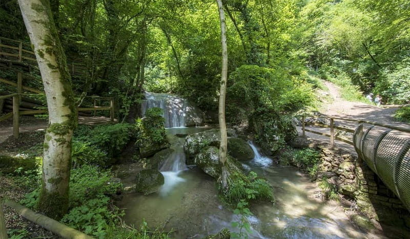 Molina Waterfall Park: tour and optional aperitif - FAQ