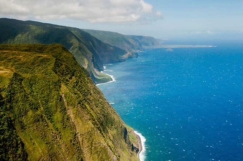 Molokai Voyage Helicopter Tour in Maui - What the price buys you