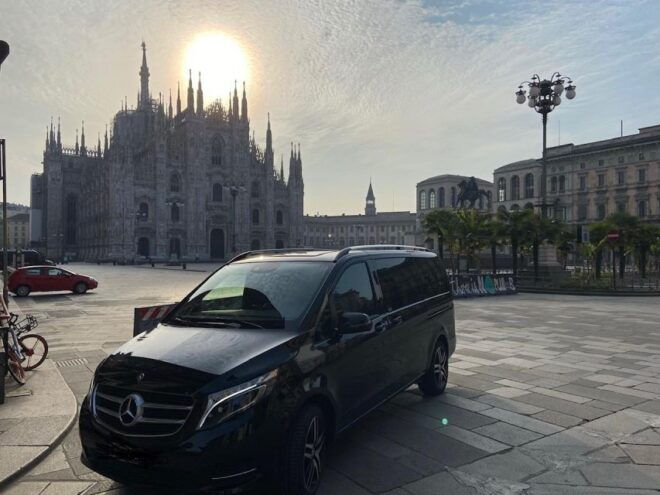 Moltrasio : Private Transfer To/From Airport Malpensa - Meeting Point