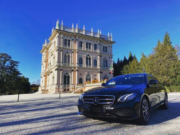 Moltrasio : Private Transfer To/From Airport Malpensa - Directions