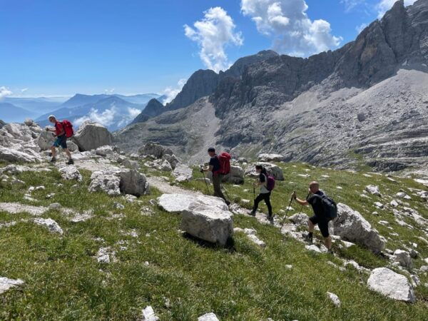 Molveno: Trekking Expert, The Wild South-Crossing the Brenta - Breathtaking Vistas