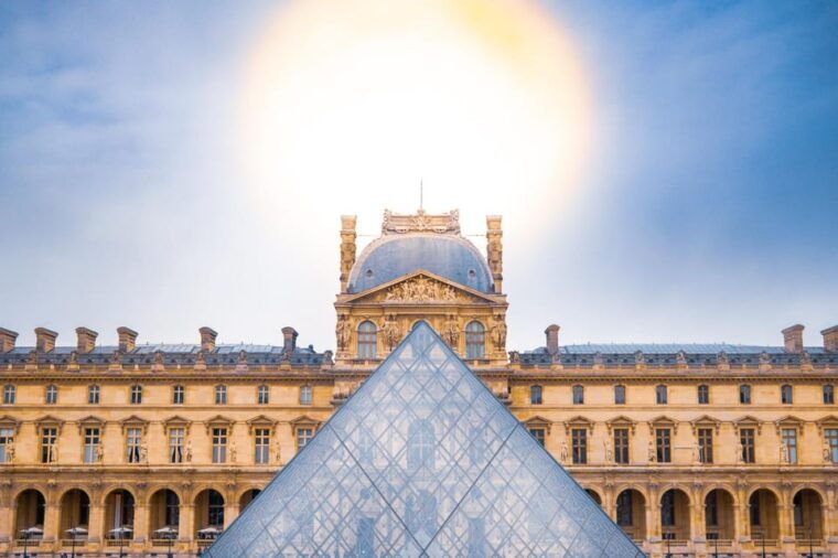 Mona Lisa & Treasures: 6-people Max Louvre Experience - Engaging Guided Experience