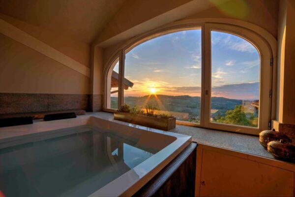 Monforte D'alba: Jacuzzi Ritual With Wine Tasting - Frequently Asked Questions