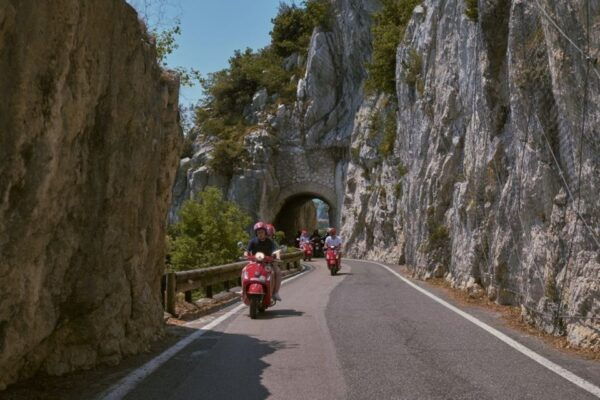 Moniga Del Garda: Lake Garda Self-Guided Vespa Tour - Tour Starting Point