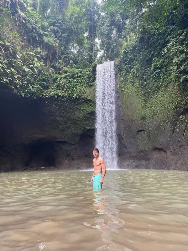 Monkey River, Ubud Market, Waterfall and Art Village - FAQ