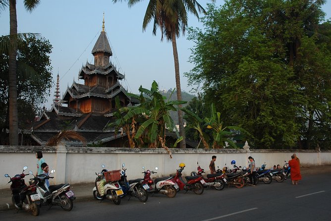 Monks Morning Almsgiving Tour (Food Offering) - Additional Information and Support