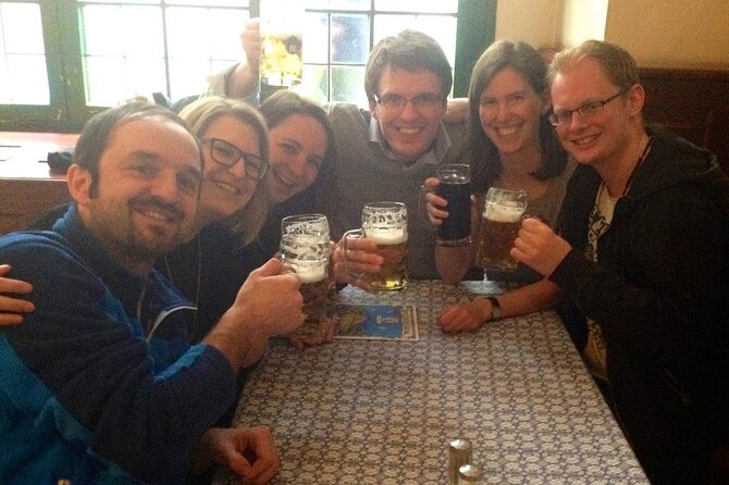Monks to Oktoberfest. the History of Munich and Its Beer - Brewing Techniques and Traditions