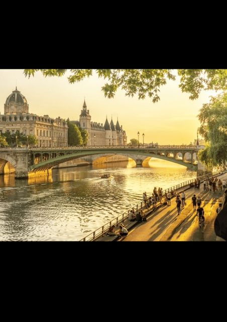 Monmarte Walking Tour & French Perfumery Experience - Tour Highlights