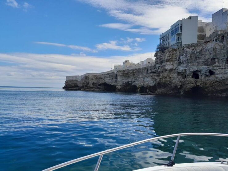 Monopoli: 2.5h Cruise in Gozzo to the Polignano a Mare Caves - Activity Details