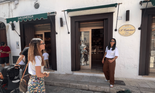 Monopoli: Walking With a Sommelier - Customer Reviews