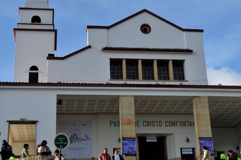 Monserrate Cable Car or Funicular Admission in Bogota - Timing, tickets, and getting to the right entrance