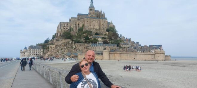 Mont Saint-Michel - Day Trip Luxury Van 7 Persons From Paris - Luxury Van Experience