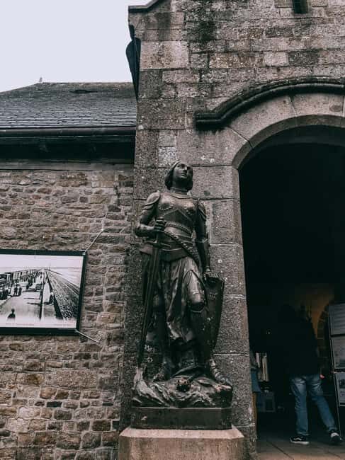 Mont Saint-Michel: Guided tour of the village and optional abbey entrance - Who This Tour Is Best For