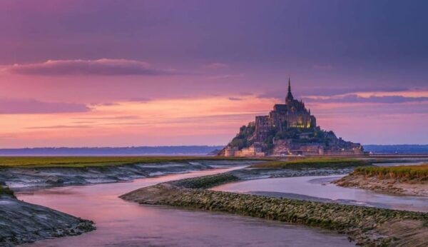 Mont-Saint-Michel: Private or Grouped Full-Day From Le Havre - Local Cuisine Recommendations