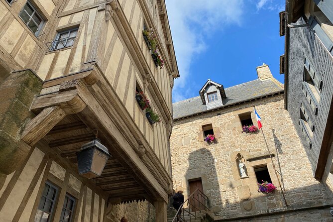 Mont Saint-Michel Small-Group 2 to 7 People From Paris - Common Questions