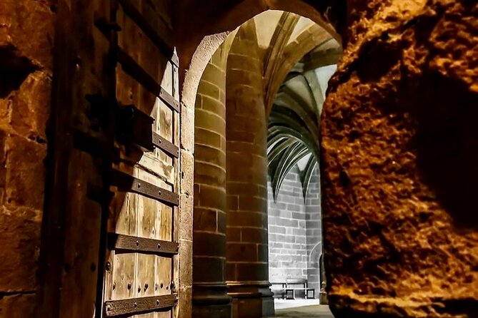 Mont St Michel Full Day Tour With a National Guide From Bayeux - Positive Experiences With Tour Guides