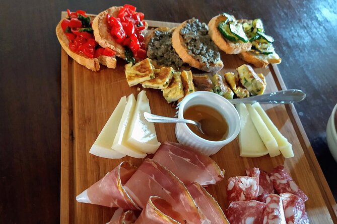 Montalcino: Brunello Wine Tasting & Lunch in a Tuscan Castle - Start Time and Arrival