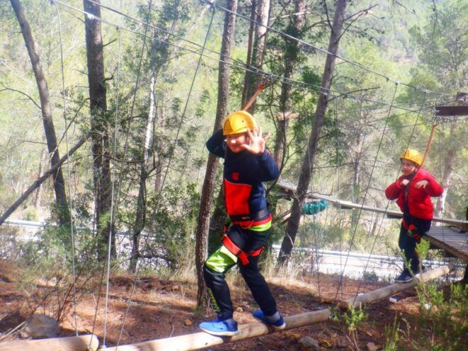 Montanejos: Forest Adventure – Tibetan Bridges and Zip Line - Inclusions and Exclusions
