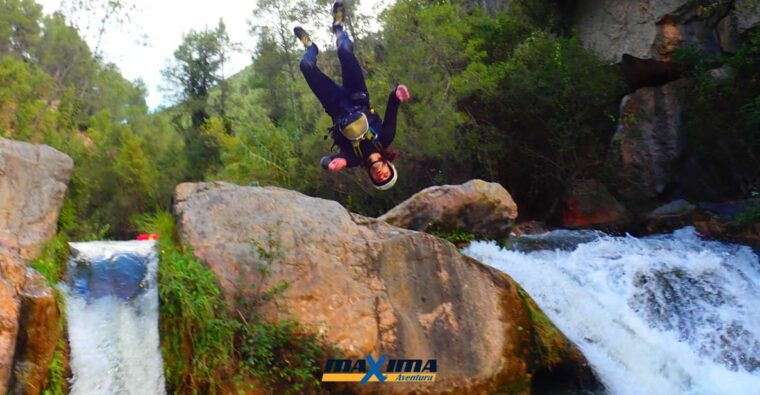 Montanejos: Guided Whitewater Rafting Adventure - Itinerary