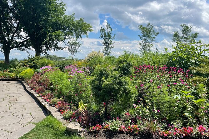 Montcalm & St. Jean Baptiste Districts Walking Tour (2,5h) - Hidden Gems and Unique Experiences in Montcalm & St. Jean Baptiste