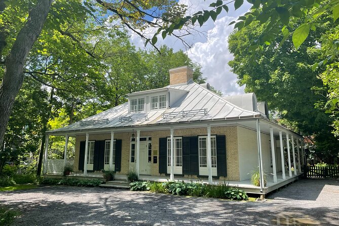 Montcalm & St. Jean Baptiste Districts Walking Tour (2,5h) - Insider Tips for a Memorable Montcalm & St. Jean Baptiste Walking Tour