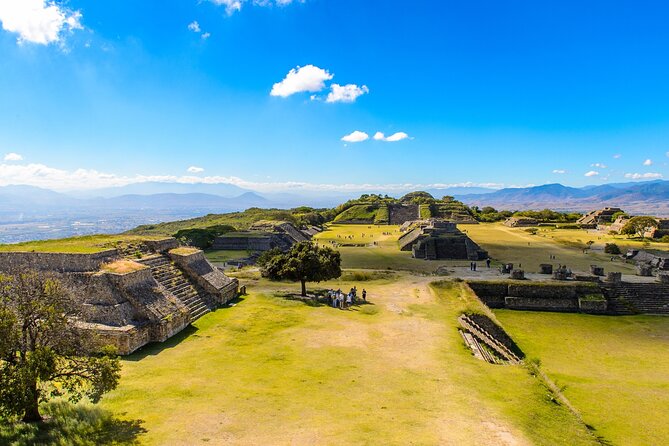 Monte Alban, Teotitlan and Mezcal Tour - Discovering Teotitlan