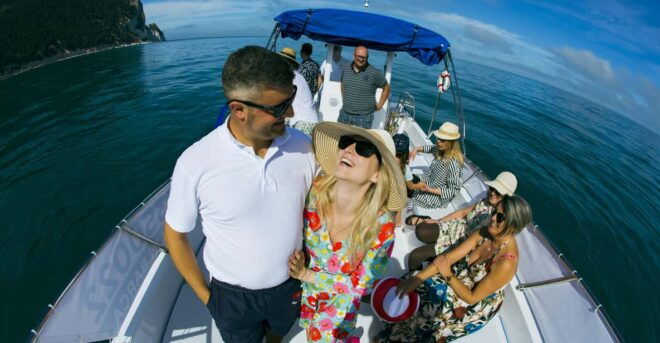 Monte Conero: Boat Tour With on Board Aperitif - Included Amenities and Services
