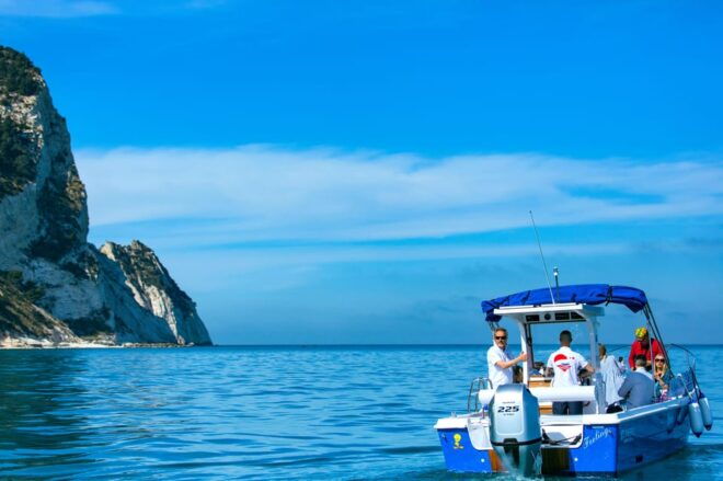 Monte Conero: Boat Tour With on Board Aperitif - Customer Reviews and Ratings