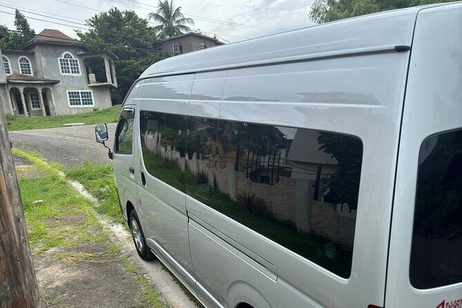 Montego Bay Airport and Hilton Rose Hall Resort Private Shuttle - FAQ
