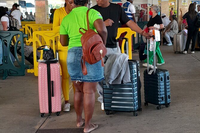 Montego Bay Airport private Taxi to Royalton Negril - FAQ