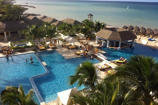 Montego Bay Airport Taxi (To Any) Montego Bay Hotels/Airbnb - The Sum Up