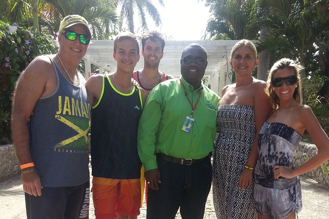 Montego Bay Airport To/From Excellence Oyster Baytransfer - Negative Review and Companys Response