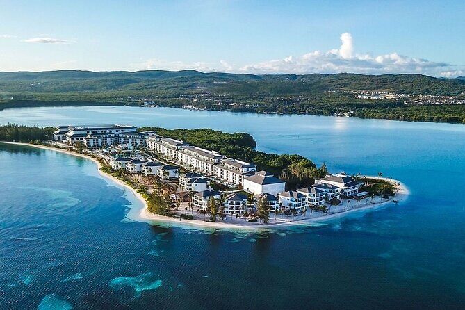 Montego Bay Airport Transfer to Hotels in Montego Bay or Falmouth - Who is this transfer best suited for?